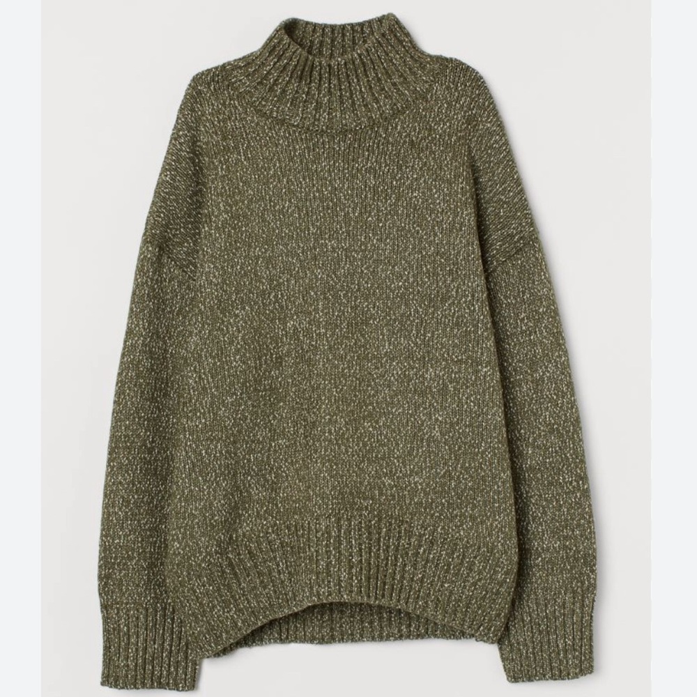 Oversized green sweater
